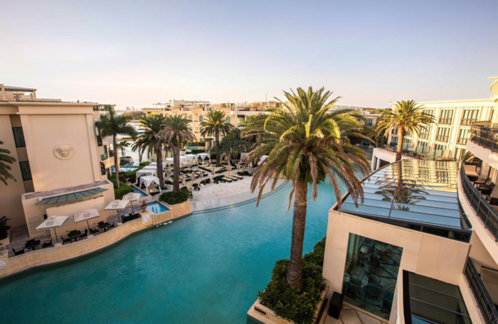 Palazzo Versace Pool View