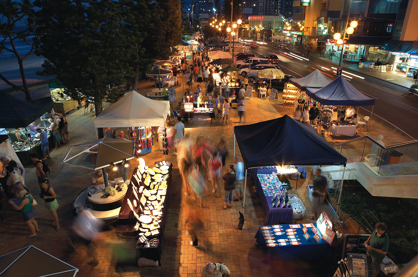 Surfers Paradise Beachfront Markets