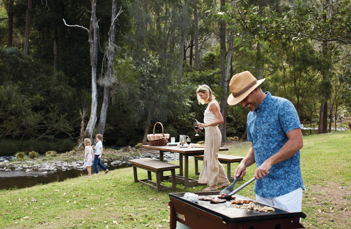 Picnic BBQ in Hinterland